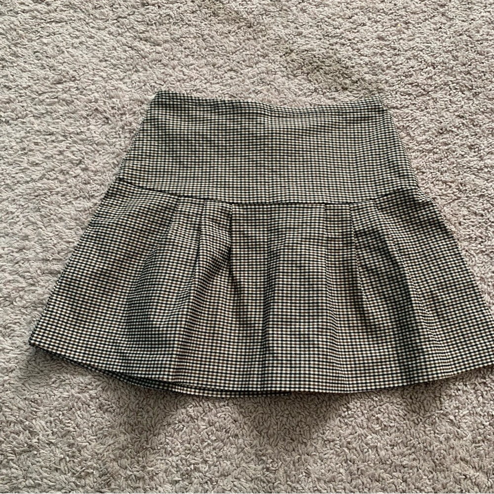 Patterned Skirt - Picture 3 of 3